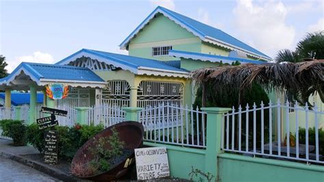 OM'S OCEAN VIEW INN, Calibishie - Restaurant Reviews, Phone Number ...