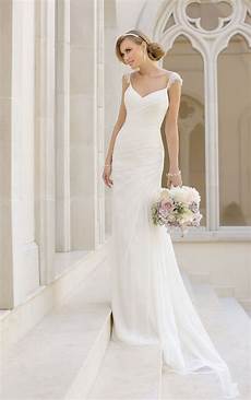 Simple Wedding Dress by Simple Wedding Dresses With Elegance Modwedding Simple Wedding Dress