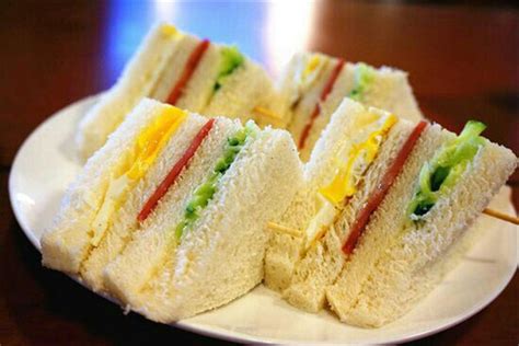 靠卖三明治，两位企业家在全球开了3.7万家店，价值100亿美元 | Foodaily每日食品