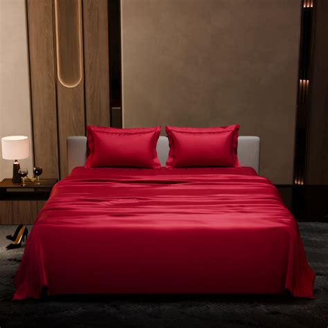 Flirty Red Flat Bedsheet | Luxury Satin Bedding | Stoa Paris