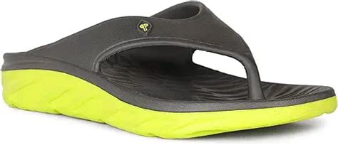 15 Best Slippers for Men in India [August, 2024]