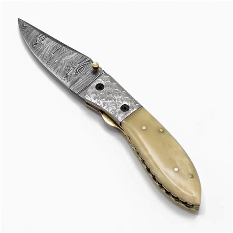 LUQ-001 Damascus Pocket Knife | Shikari