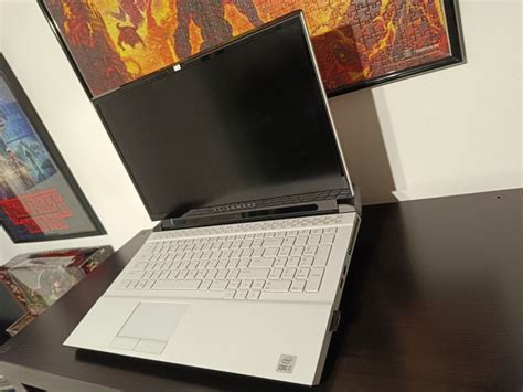 Alienware Area 51M R1 vs R2 的图像结果