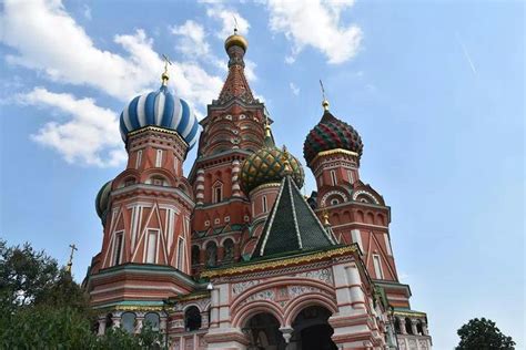 俄罗斯留学一年多少费用？ - 知乎