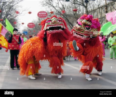 China Lion Dance Stock Photos & China Lion Dance Stock Images - Alamy