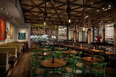 Restaurants | Gambrills | Nando's PERi-PERi Waugh Chapel