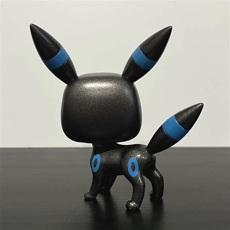 Introducing my custom Shiny Umbreon Funko POP from Pokémon! : r/Pokemonart