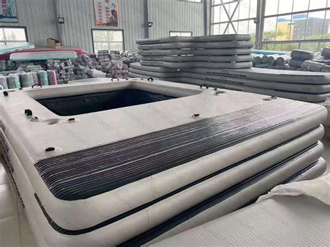 Customized Inflatable Sport Boats Yacht Dock Inflatable Dock Floating Platform