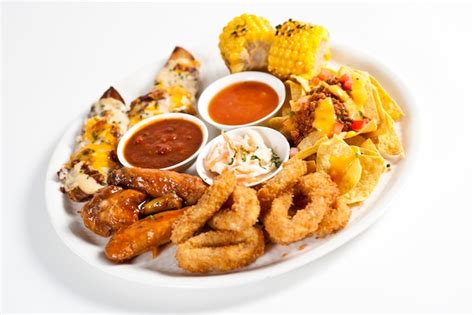 Appetizer combo platter with white plate | Premium Photo