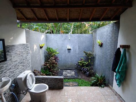 DINA HOME STAY AT DESA WISATA WONGAYAGEDE (Penebel) - Cottage Reviews ...