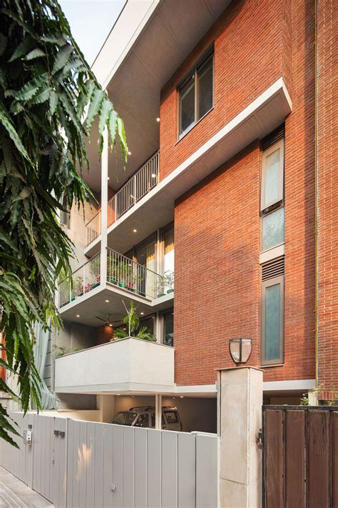 New Delhi: This house packs 10,000-sq-ft of space in a tiny plot size ...