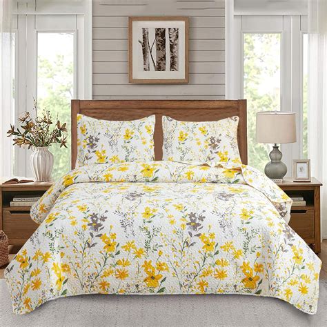 Amazon.com: Jarson 3-Piece Floral Quilt Set Full/Queen Size,Lightweight ...