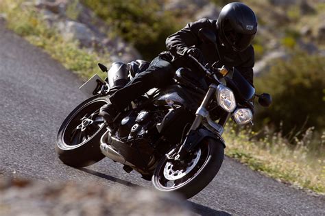 Triumph Speed Triple 1050 - Test, Gebrauchte, Technische Daten