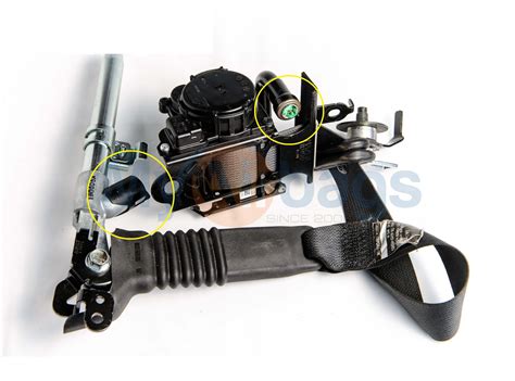 How to Fix a Stuck Seat Belt | MyAirbags Repair Guides