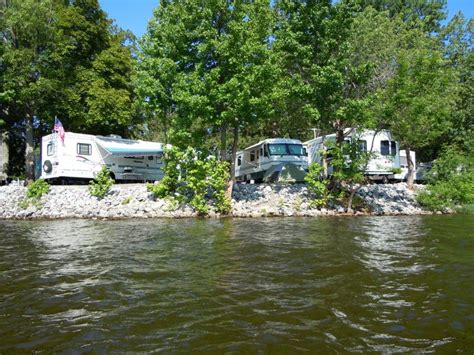 Kentucky Lake Campgrounds: Best RV Parks & Camping Spots