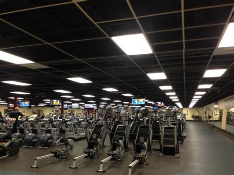 24 Hour Fitness Office Photos | Glassdoor