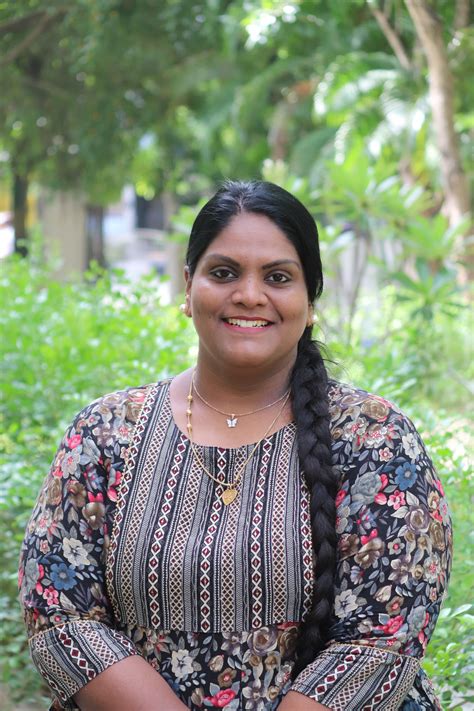 Arsha Vidya Mandir: Cambridge curriculum