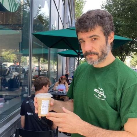 ¿Quién es Javier Beltrán, el actor que da vida a Joaquín Merino en ...