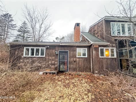 4177 State Highway 2, Troy, NY 12180 | Homes.com