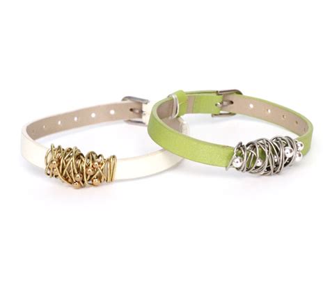 Wire Wrapped Bracelet Tutorial * Moms and Crafters