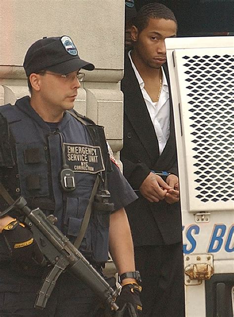 Ronell Wilson’s Jailer, Now Pregnant With His Child, Is Arraigned in ...