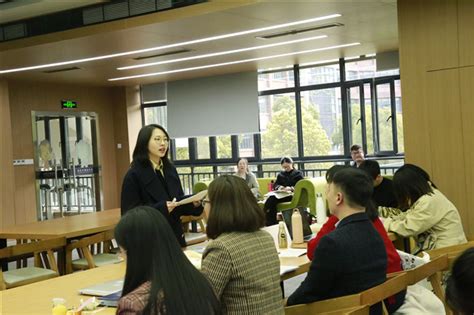 直播回放丨对话·国际教育：在台州双语国际分校，遇见孩子的未来 - 亦联新闻 - 杭州亦联教育
