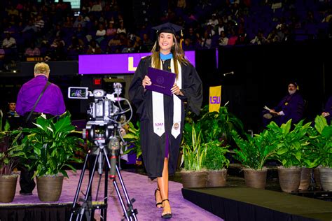 LSUA Spring 2021 Graduation 的图像结果