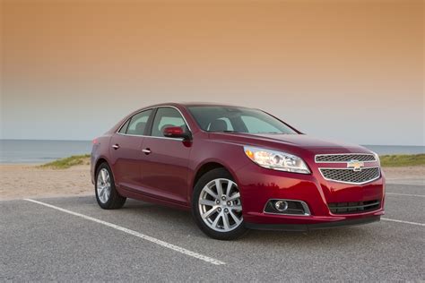 2013 Chevrolet Malibu: Gas Mileage Choices For Mid-Size Sedan