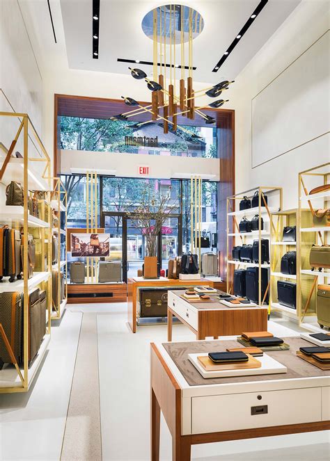 Shop Interior 的图像结果