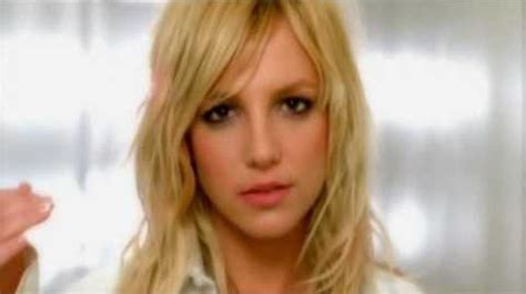 Video - Britney Spears Everytime Uncut (720p HD) | Glee TV Show Wiki ...