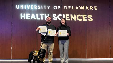 Marine vet, dog to get degrees from University of Delaware