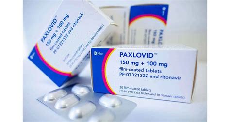 Can You Drink Alcohol While Taking Paxlovid: What Experts Say