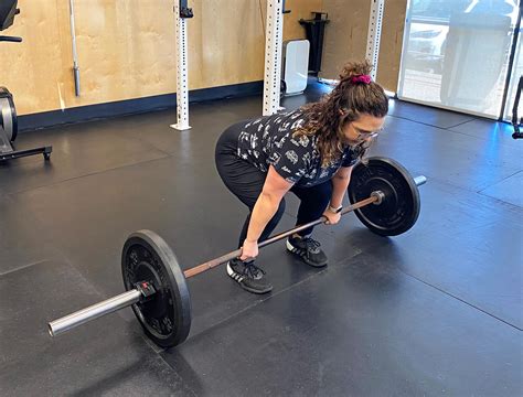 Women Lifting Heavy Things - Castle Hill Fitness Gym & Spa - Austin, TX