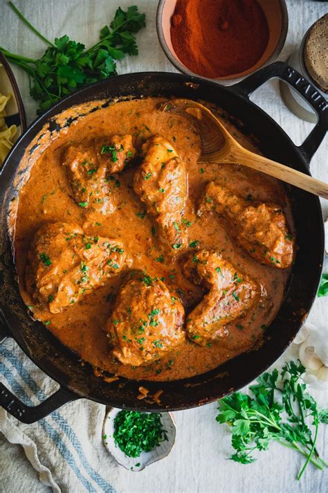 Crock Pot Chicken Paprikash