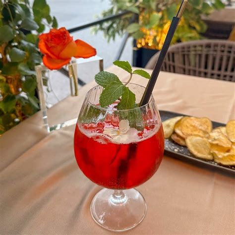 What is Aperitif Culture? A Beginner’s Guide to the Italian Aperitif ...