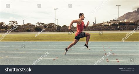 Sprinting Back View 的图像结果