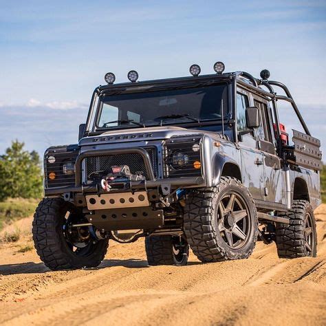 Pin by IMRAN on Land rovers | Land rover defender, Land rover defender ...