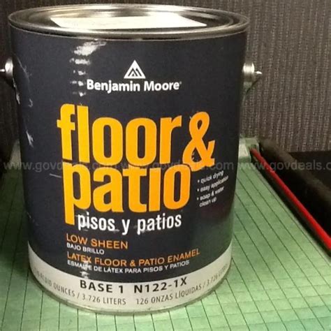 Benjamin Moore FLOOR&PATIO Paint (4 in a case) | AllSurplus