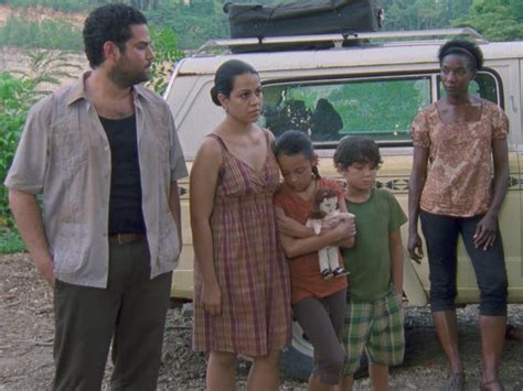 'The Walking Dead' reveals what happened to Morales from season 1 ...