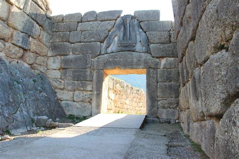 The Lion Gate Mycenae: 1 Extraordinary Ruin of Ancient Greece ...