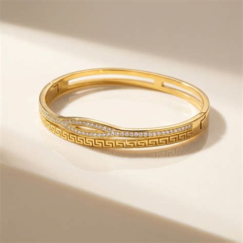Shop Multi Stone Q Rose Gold Bracelet for Women - PALMONAS