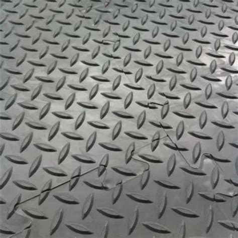 Black Vinyl Garage Flooring Tiles | Checkerlock, PVC, 495mm x 495mm x