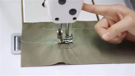 JACK INDUSTRIAL SEWING MACHINES - Jack E4S Overlock Machine Trader ...