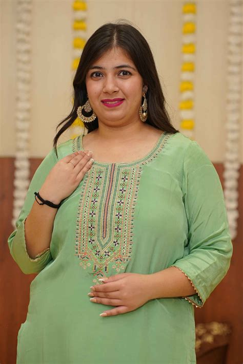 Buy Plus Size Meadow Green Silk Suit Set | Apella - The XS to 10XL Store