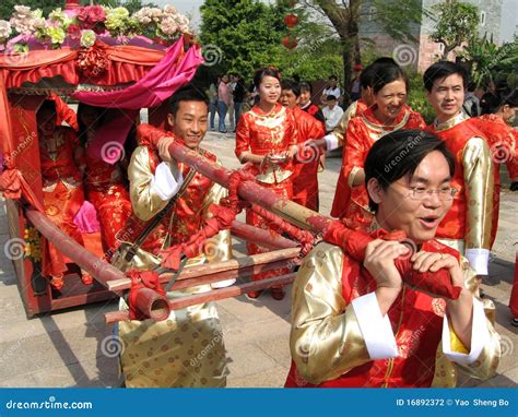Traditional Chinese Wedding Celebration Editorial Photography - Image ...