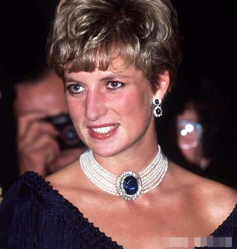 『展览』英国戴安娜王妃纪念展览：王妃的珍珠王冠和项链 | iDaily Jewelry · 每日珠宝杂志