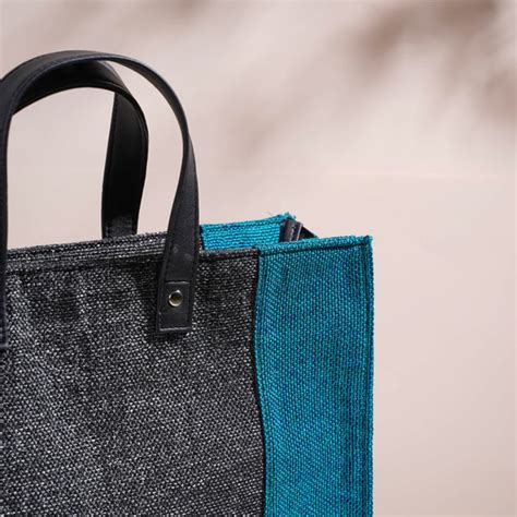 Jute Bag - Buy Jute Tiffin Bags With Zip |Nestasia