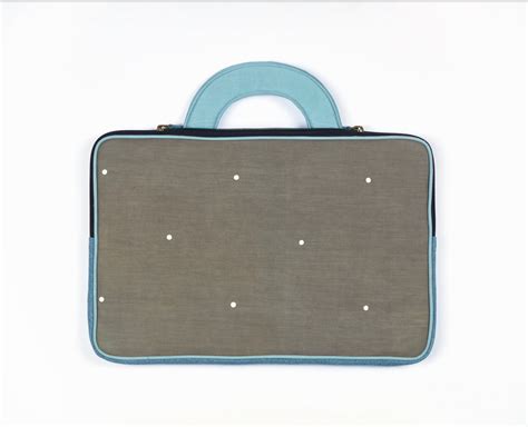 ‘Polka-Dot’ Laptop Sleeve – Use Me Works