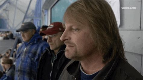 Intense Clapping 的图像结果