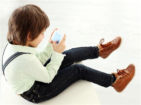 A Mobile for Kid 的图像结果